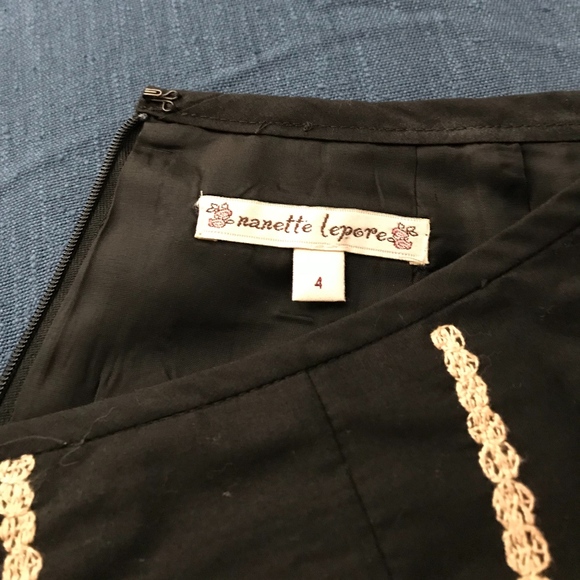 Nanette LePore Black & Tan Floral Print Skirt Size 4 - Picture 4 of 5